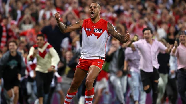 The moment Buddy kicked his 1000th goal. Picture: Phil Hillyard