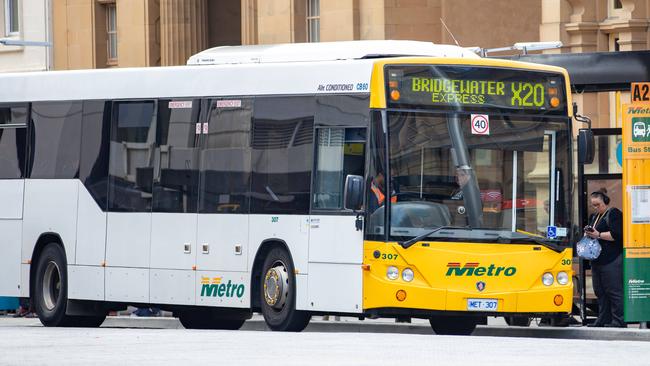 Real-time bus tracking is now available in Hobart. Picture: Linda Higginson