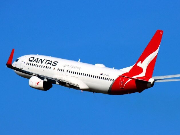 Qantas randomly handing out $200 vouchers