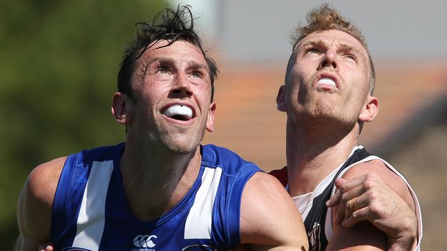 Todd Goldstein and St Kilda’s Callum Wilkie vie for a ruck tap during the JLT Series. Picture: Michael Klein. 