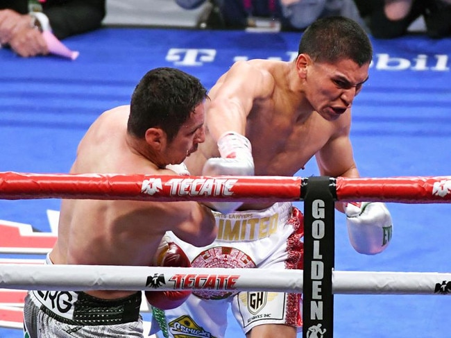 LAS VEGAS, NEVADA – MAY 04: Vergil Ortiz Jr. (R) hits Mauricio Herrera in the second round of their welterweight bout at T-Mobile Arena on May 04, 2019 in Las Vegas, Nevada. Ortiz won by third-round knockout. (Photo by Ethan Miller/Getty Images)