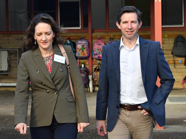 Minister for Education and Training Simon Birmingham and Liberal candidate for Mayo Georgina Downer are seen at the Yankalilla Area School in Yankalilla  Adelaide. They are launching the Engineering Elementary Pilot program in South Australia. Wednesday, June 13, 2018. (AAP Image/David Mariuz) NO ARCHIVING