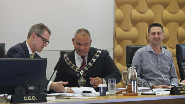 Council CEO Dale Dickson (left) with Mayor Tom Tate. Picture Glenn Hampson