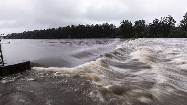 The Penrith weir on March 20 mid coast with over 120mm rain expected for Sydney and residents urged to stay at home. (Photo by Brook Mitchell/Getty Images)