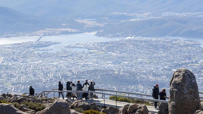 kunanyi/ Mount Wellington lookout. Picture: Chris Kidd