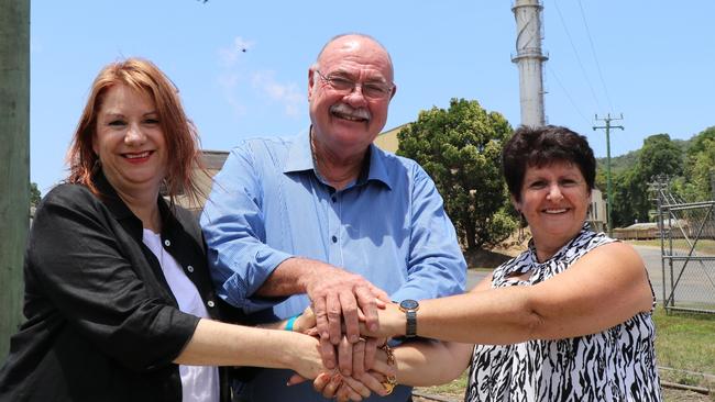 Happier days: Former Douglas Shire Mayor Julia Leu, Federal Member for Leichhardt Warren Entsch and Far Northern Milling director Maryann Salvetti celebrate a whopping federal injection of funds into the Mossman Mill in 2019.