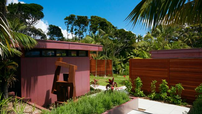 The lush gardens of Island House.