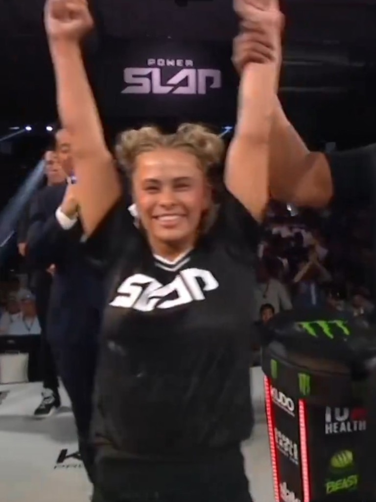 Paige VanZant wins. Photo: Twitter