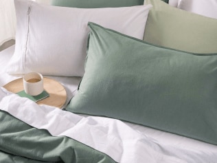 Cosy flannelette sheets that ‘feel like heaven’