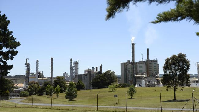 Billy Duncan. Australian Paper Mill at MaryvaleBilly Duncan from Taralgon  is a employee at APM for the past 16 years. there are questions about the viability and future of the mill.