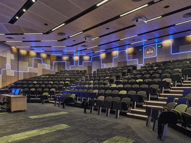 k20 ArchitectureDeakin University lecture theatre, waurn ponds