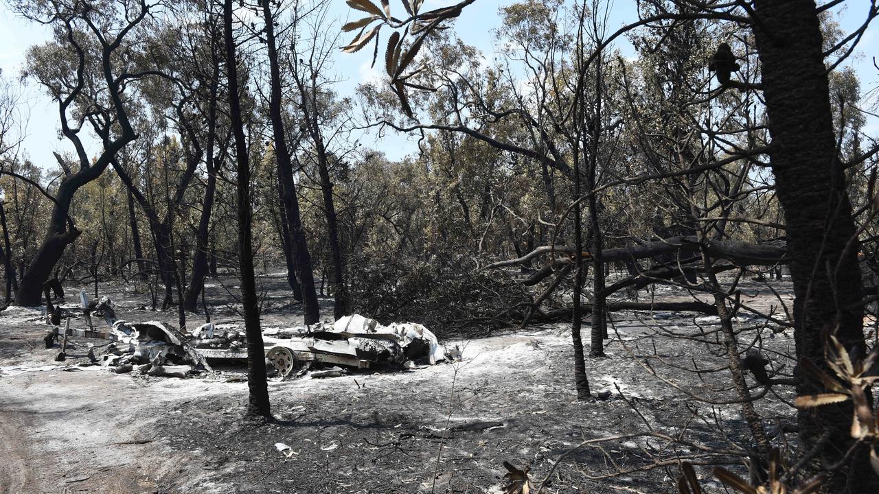 Melbourne weather: Emergency services issue bushfire warning ahead of ...