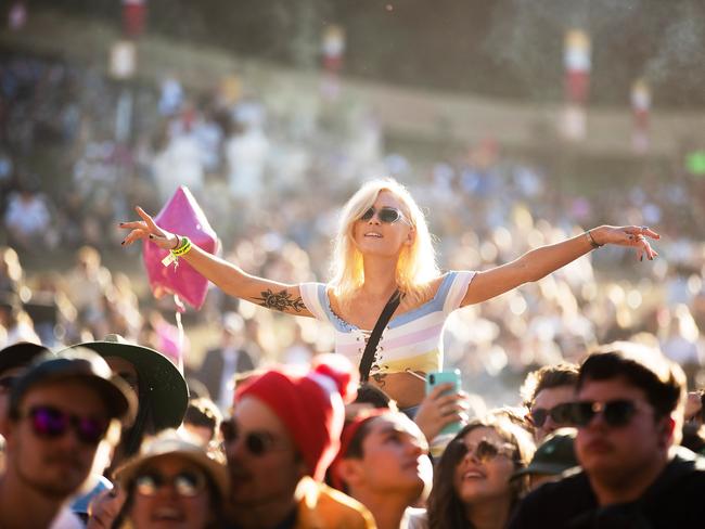 BYRON BAY, AUSTRALIA - JULY 20:  Festival goers watch Pond perform on the Amphitheatre stage during Splendour In The Grass 2019 on July 20, 2019 in Byron Bay, Australia. (Photo by Mark Metcalfe/Getty Images)