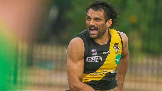 Shaun Wilson scored a goal for the Nightcliff Tigers in his 200th NTFL match. Picture: Glenn Campbell