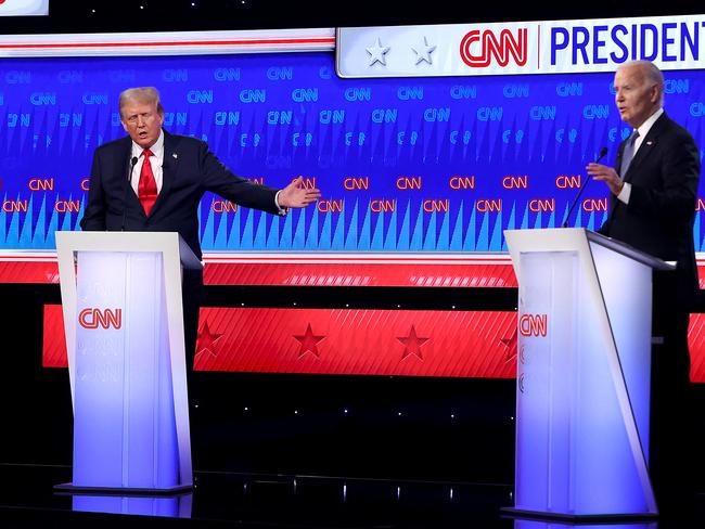 ATLANTA, GEORGIA - JUNE 27: U.S. President Joe Biden (R) and Republican presidential candidate, former U.S. President Donald Trump participate in the CNN Presidential Debate at the CNN Studios on June 27, 2024 in Atlanta, Georgia. President Biden and former President Trump are facing off in the first presidential debate of the 2024 campaign.   Justin Sullivan/Getty Images/AFP (Photo by JUSTIN SULLIVAN / GETTY IMAGES NORTH AMERICA / Getty Images via AFP)