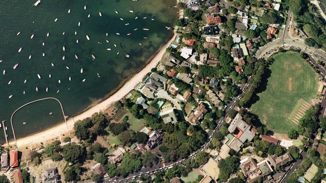 Google Earth images of the waterfront mansions of Fairwater and Elaine. Picture: Supplied