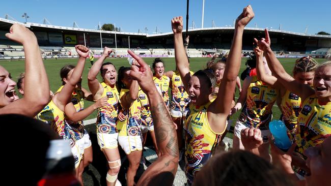 The Crows remain unbeaten. Picture: Dylan Burns/AFL/Getty