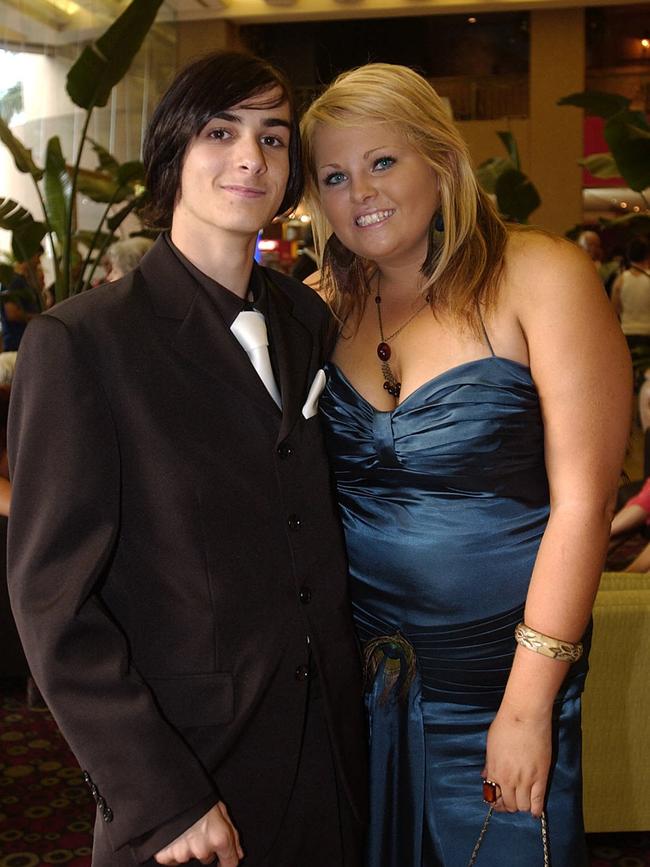 NOVEMBER 14, 2005: News. Reporter: Katie Ots. Palm Beach Currumbin State School formal at Conrad Jupiters Casino, Broadbeach. Daniel Duque and Elly Strotton. PicAlex/Carter