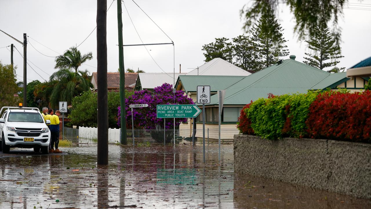 Pictures: Ballina Inundated With Floodwater After Evacuation Order ...