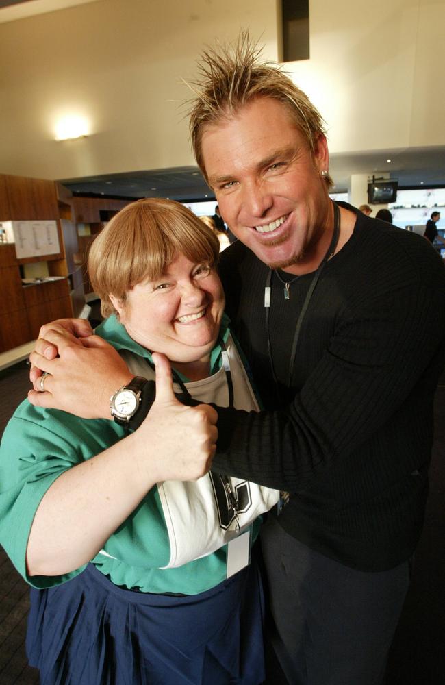 Magda Szubanski, in character as cricket-mad Sharon Strezlecki from the hit series Kath and Kim, with the late Shane Warne.