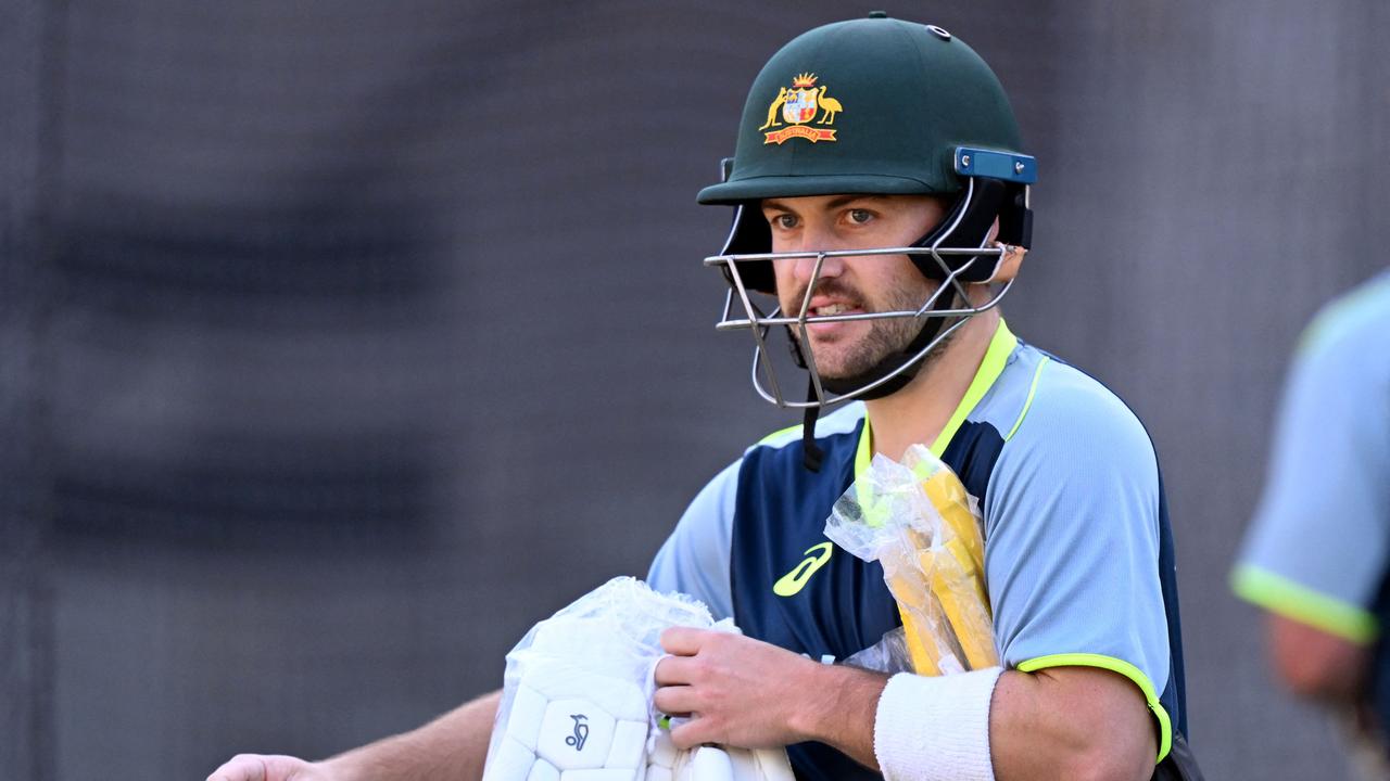 Australian batsman Josh Inglis prepares to bat during a training session at the Melbourne Cricket Ground (MCG) in Melbourne on December 25, 2024, ahead of the fourth cricket Test match between Australia and India starting December 26. (Photo by William WEST / AFP) / -- IMAGE RESTRICTED TO EDITORIAL USE - STRICTLY NO COMMERCIAL USE --