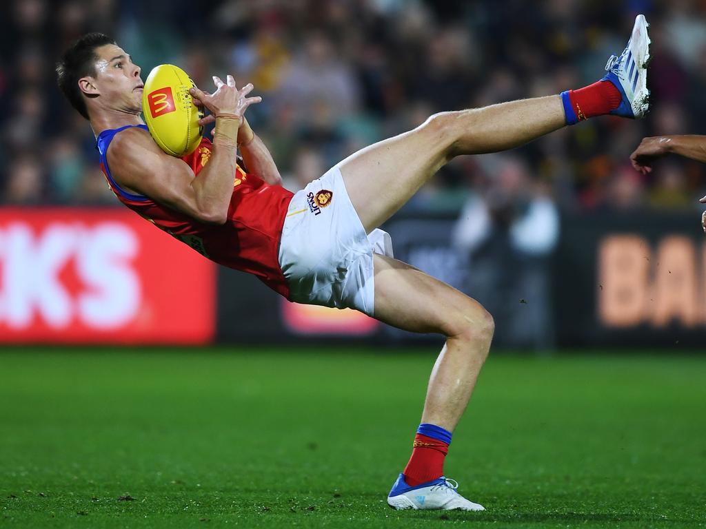 Eric Hipwood takes a mark during his return to the AFL after 10 months out. Picture: Mark Brake/Getty Images