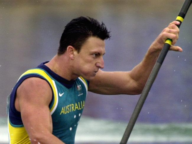 SEPTEMBER 29, 2000 : Kayaker Nathan Baggaley of Australia during men's K1 500 semi--final of Sydney Olympic Games at International Regatta Centre, Penrith, 29/09/00.Kayaking A/CTSydney2000