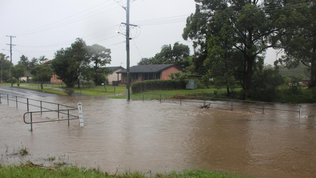 Coffs Harbour flooding moves inland as Bellinger, Orara gauges rise ...