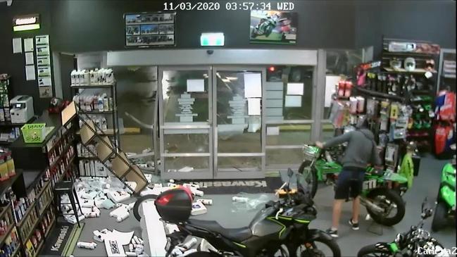 CCTV: Mackay Kawasaki break in