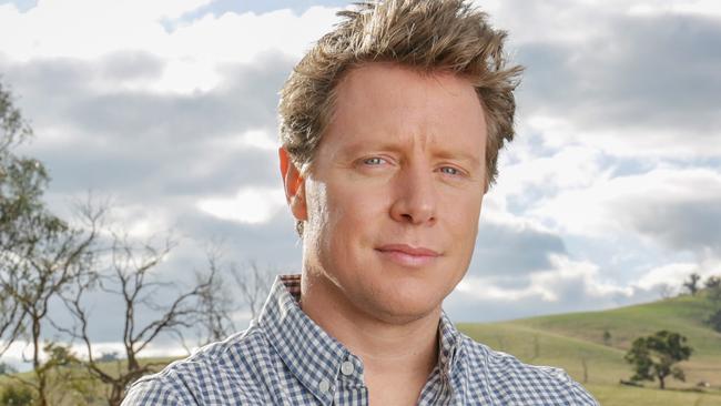 THIS IS EMBARGOED FOR THE HERALD SUN WEEKEND UNTIL JULY 14Barefoot Investor Scott Pape, with his wife Liz, at their farm in rural Victoria. Picture- Nicole Cleary