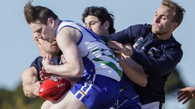 Tom Nelson with the ball for Berwick Springs. Picture: Valeriu Campan