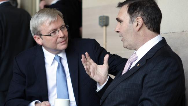 Chris O'Brien talking with then Prime Minister Kevin Rudd at Government House in Sydney in 2009.