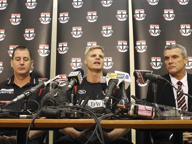 Nick Riewoldt addresses the media with coach Ross Lyon and club CEO Michael Nettlefold over the nude photo scandal in 2010.