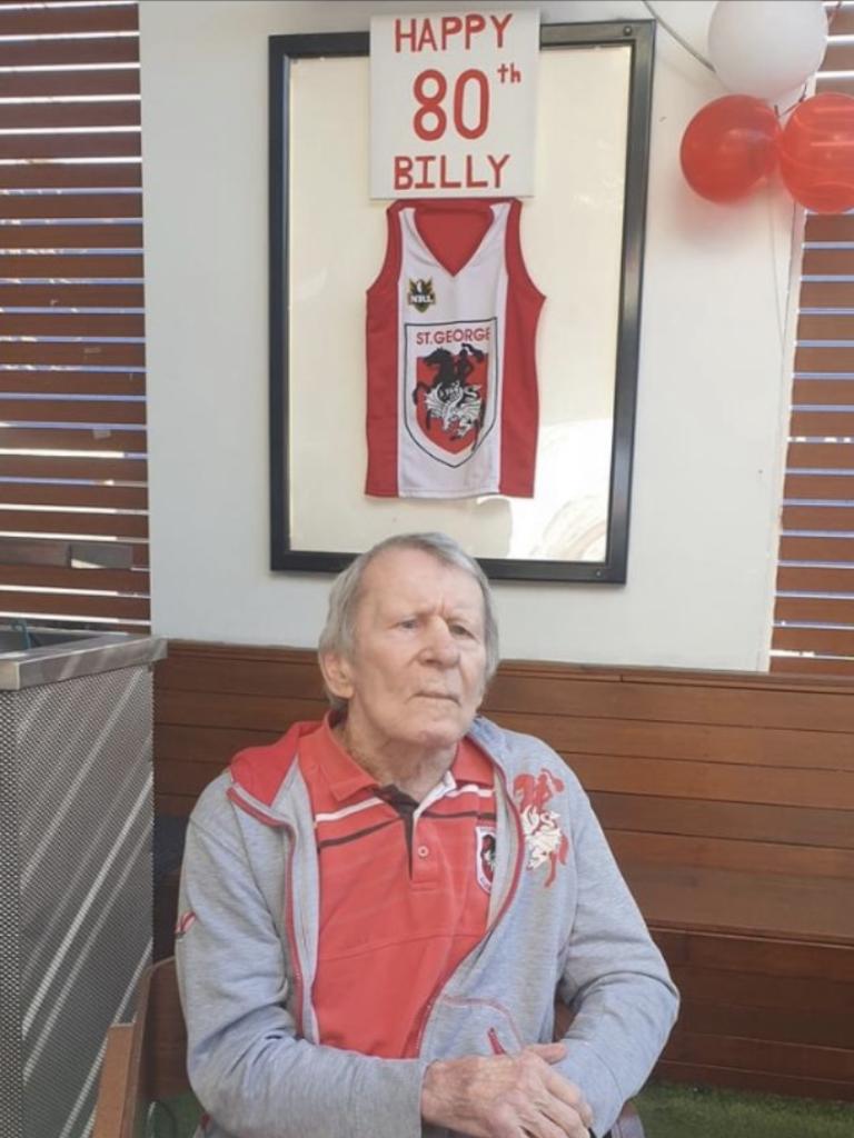 St George legend Billy Smith celebrated his 80th birthday at his favourite watering hole, the Caringbah Inn.