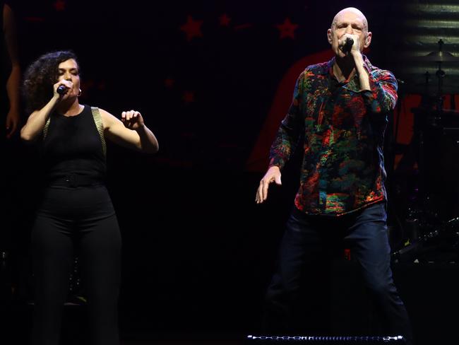 Peter Garrett performs with Leah Flanagan. Picture David Clark