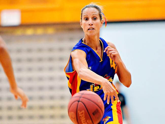 Women's Darwin Basketball Championship grand final - Eagles versus Tracy Village Jets. Kylie Duggan (4)