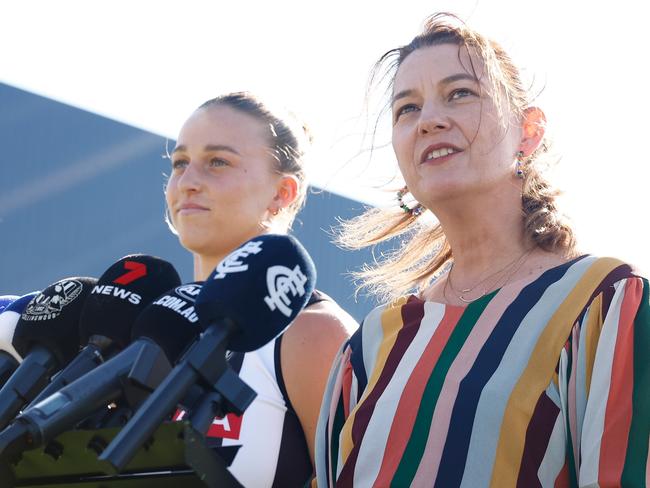 Ruby Schleicher alongside AFLW general manager Emma Moore. Picture: Michael Willson/AFL Photos via Getty Images.