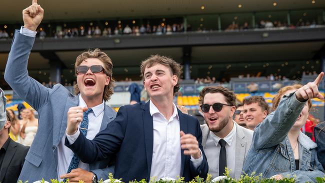 Raceday Coverage Punters at Hill Stakes race day at Rosehill Gardens. Picture Thomas Lisson