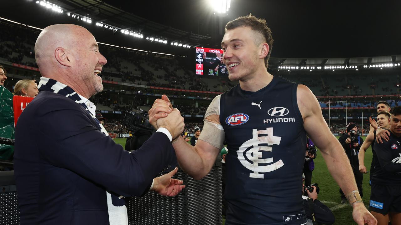 Patrick Cripps of the Blues shakes hands with president Luke Sayers after an elimination final between Carlton and Sydney Swans at the MCG in 2023. Picture: Michael Klein.