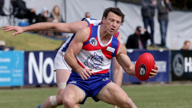 Brent Harvey in action for North Heidelberg in the Northern Football League.