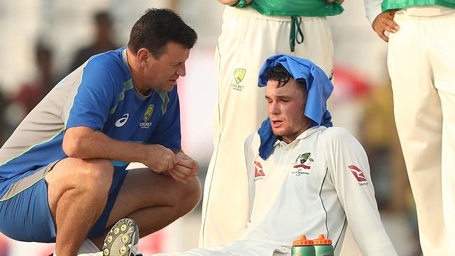 Peter Handscomb feels the heat in Chittagong. (Robert Cianflone/Getty Images)