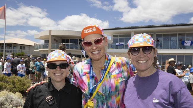 Ziptrak Women's Stage 1: Brighton to Aldinga. Picture Brett Hartwig