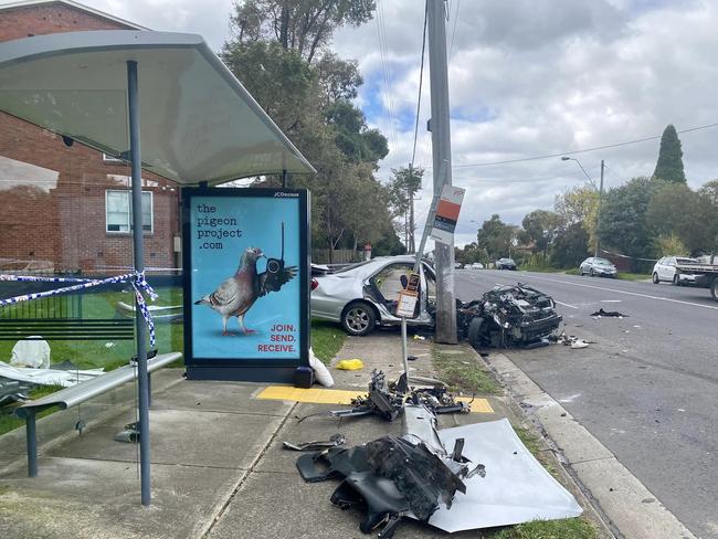 A horrific smash on the footpath next to Murray Rd.