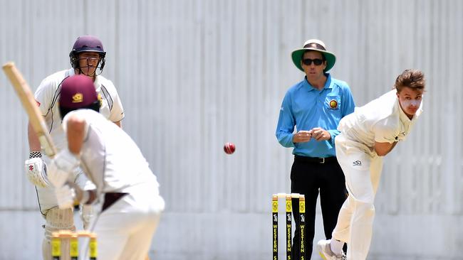 Wests bowler Tom Whitney Ipswich Vs Wests Saturday December 3, 2022. Picture, John Gass