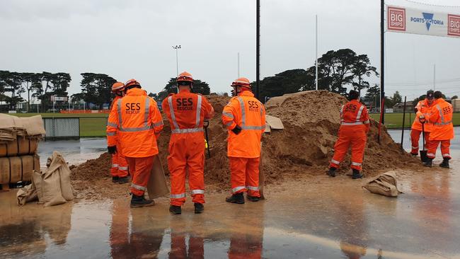 Sandbagging ahead of anticipated flooding. Picture: SES Geelong Unit/Facebook