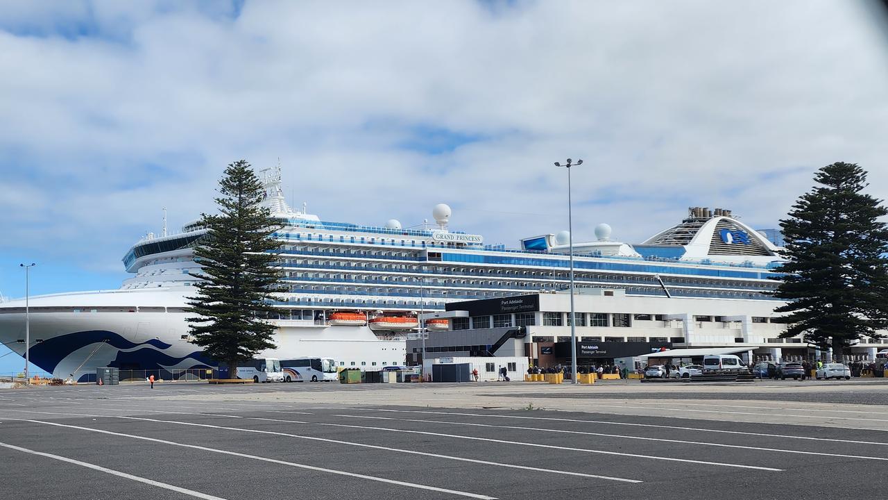 cruise ship in adelaide yesterday