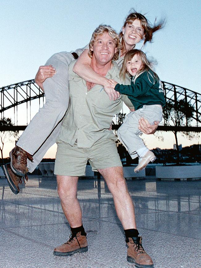 The Crocodile Hunter with wife Terri and Bindi in Sydney in 2000. (Picture: Getty Images)