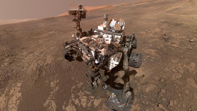 NASA Curiosity Mars rover takes Mars selfie, footage l Photos | The ...