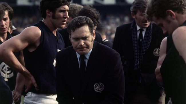 Coach Ron Barassi with Carlton footballers at the Carlton vs. Collingwood grand final in 1970.