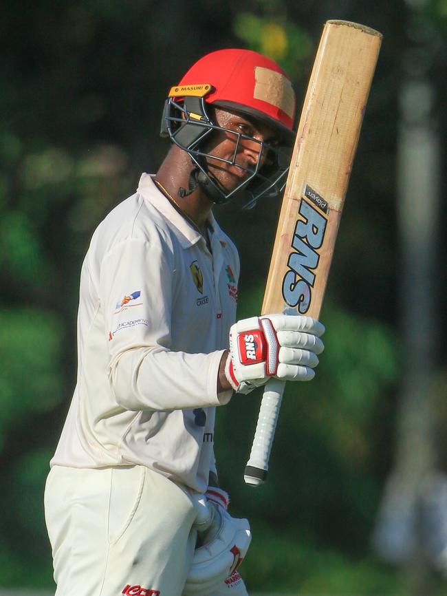 Waratah batter Ash Chandrasinghe brings up his fifth consecutive hundred against Tracy Village. Picture: Glenn Campbell.